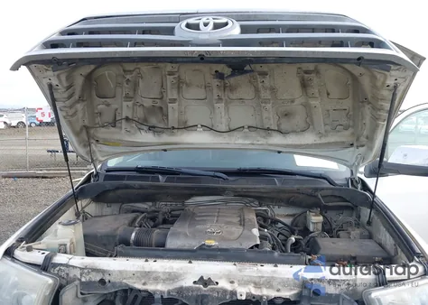 2010 Toyota Sequoia Platinum 5.7L V8 z USA, uszkodzony, nr VIN 5TDDY5G10AS034945